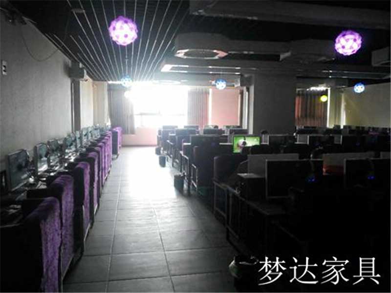 潘多拉網(wǎng)絡(luò)網(wǎng)吧桌椅沙發(fā)裝修效果圖