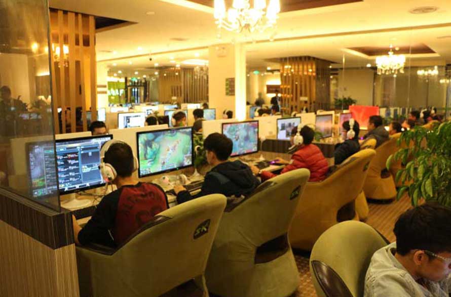 夢達(dá)網(wǎng)吧專用電腦沙發(fā)裝修效果圖