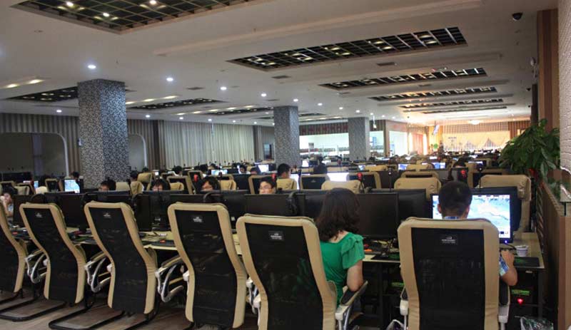 網(wǎng)吧裝修實景圖 網(wǎng)吧裝修實景圖