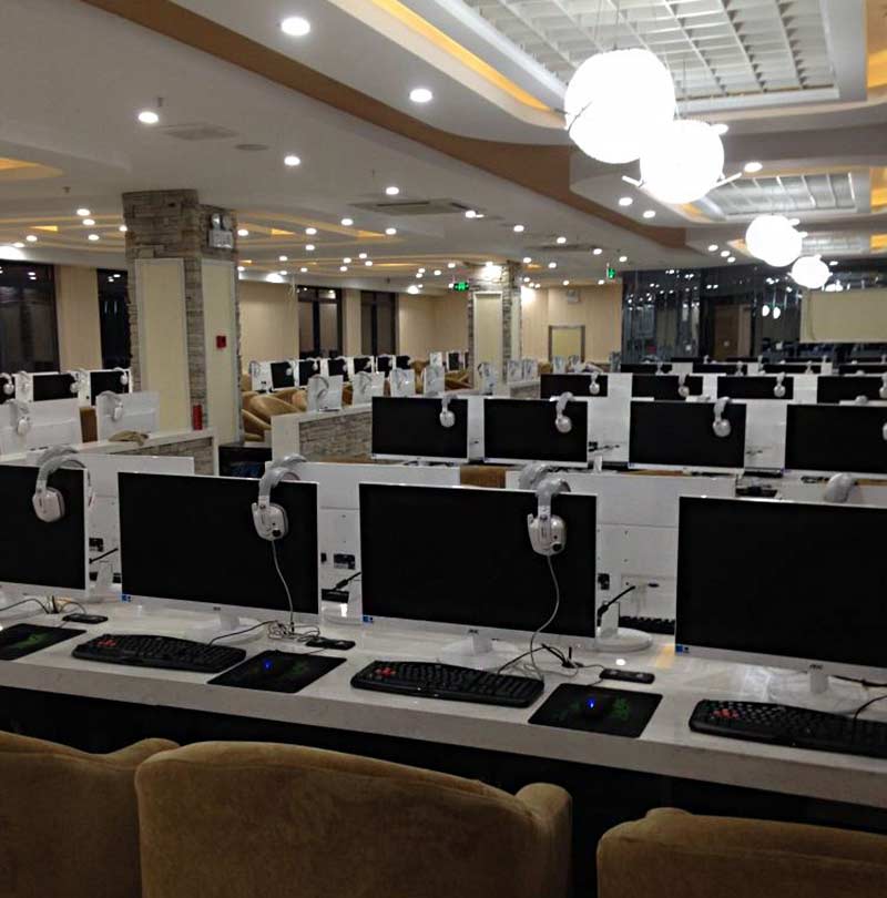 網(wǎng)吧裝修實景圖 網(wǎng)吧裝修實景圖