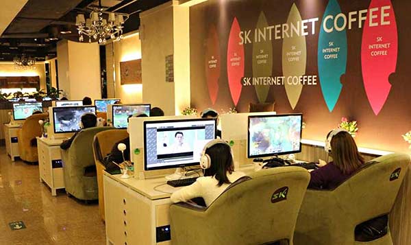 夢(mèng)達(dá)網(wǎng)吧沙發(fā)裝修效果圖