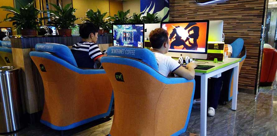 夢達(dá)網(wǎng)吧沙發(fā)圍椅裝修效果圖