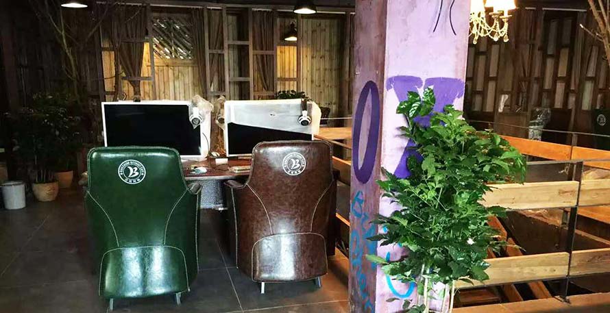 夢(mèng)達(dá)網(wǎng)吧高檔沙發(fā)裝修效果圖