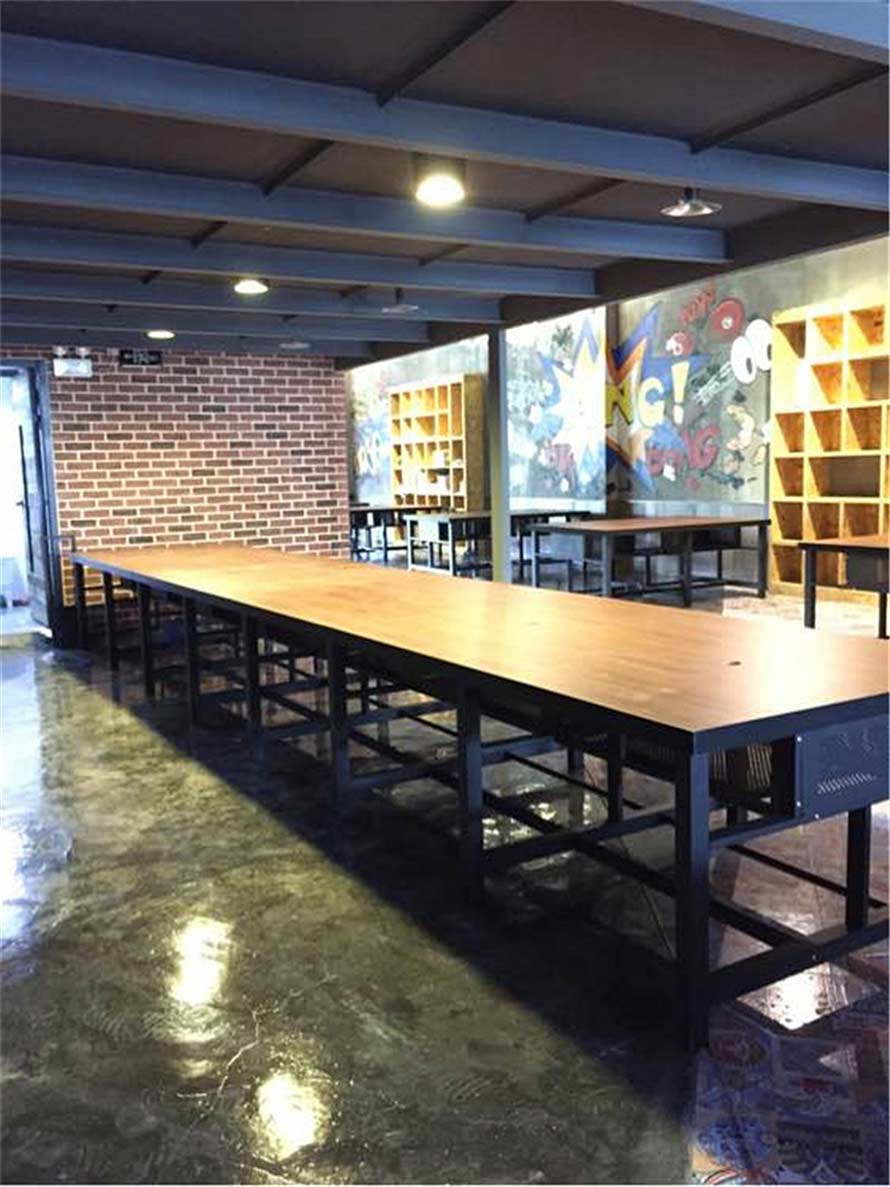 夢達機箱網吧電腦桌裝修效果圖