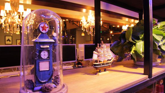 樂(lè)咖壹號(hào)網(wǎng)咖桌椅裝修效果圖