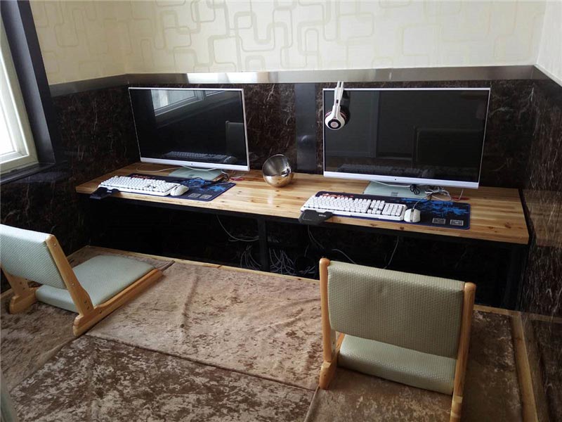 奇緣仙境網(wǎng)咖桌椅裝修效果圖