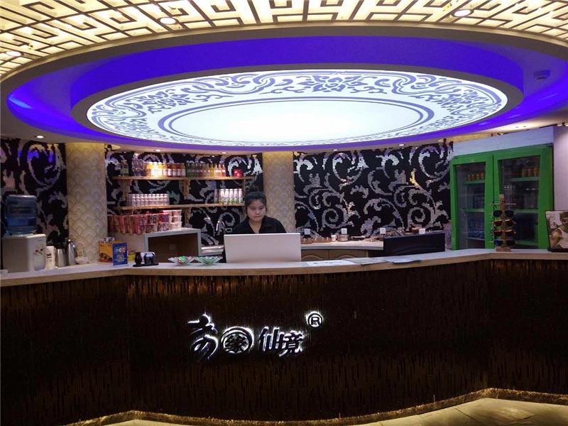 奇緣仙境網(wǎng)咖桌椅裝修效果圖