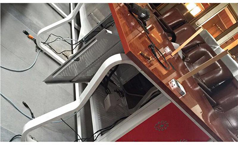 夢(mèng)達(dá)防火板網(wǎng)吧桌裝修效果圖