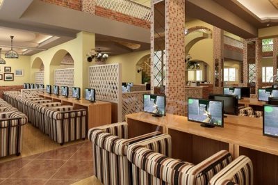 網(wǎng)吧桌椅選購(gòu)，如何投客所好