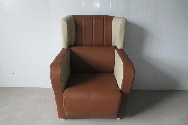 亞麻網(wǎng)吧沙發(fā)圖片