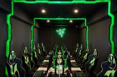 網(wǎng)吧椅選購(gòu)，注意搭配周?chē)h(huán)境