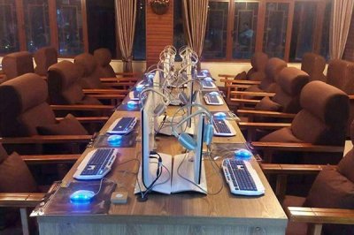 網(wǎng)吧桌子一般多少錢？