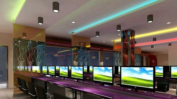 網(wǎng)吧桌椅裝修效果圖