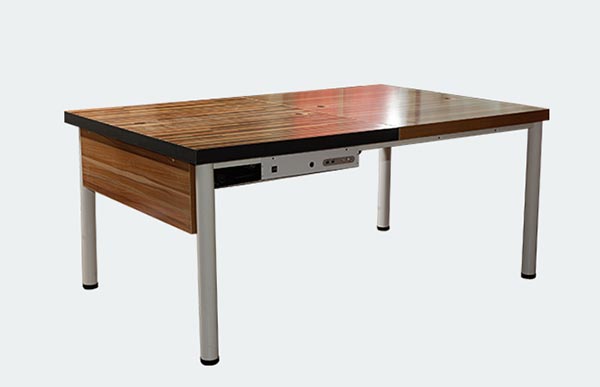 網(wǎng)吧桌子圖片