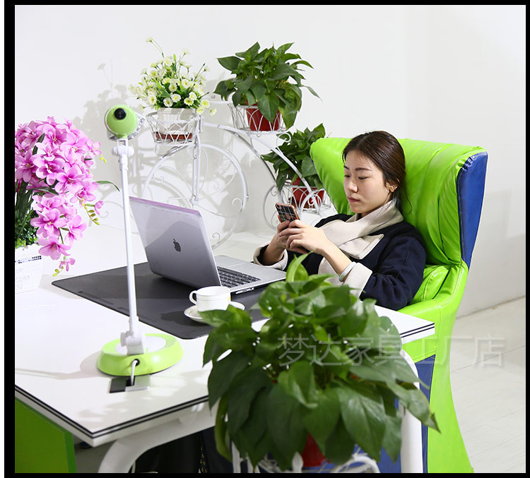 夢達(dá)美式皮沙發(fā)裝修效果圖