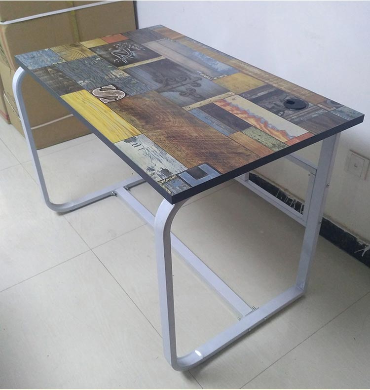 夢(mèng)達(dá)網(wǎng)吧電腦桌椅配套桌子圖片