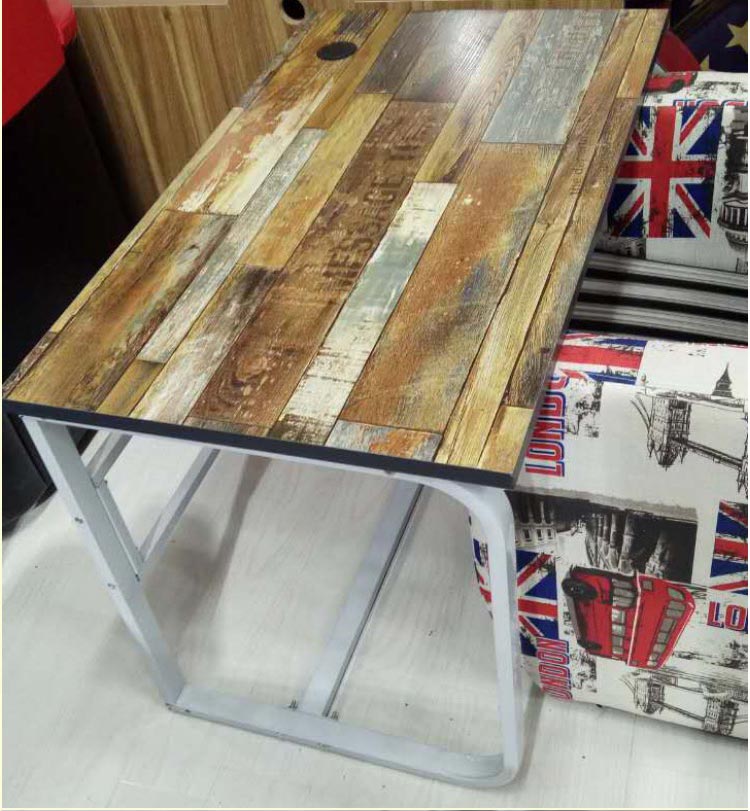 夢(mèng)達(dá)網(wǎng)吧電腦桌椅配套桌子圖片