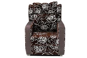 夢達，新款網(wǎng)吧桌椅鍛造者！